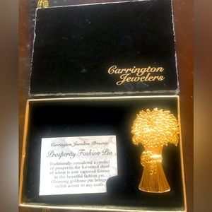 Vintage prosperity Brooch